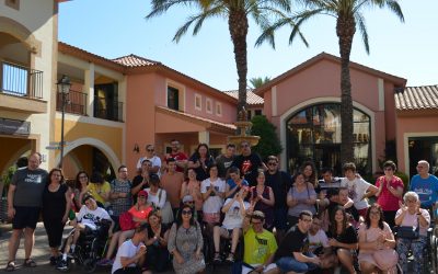 EL CENTRE OCUPACIONAL LA COSTERA VISITA PORT AVENTURA.