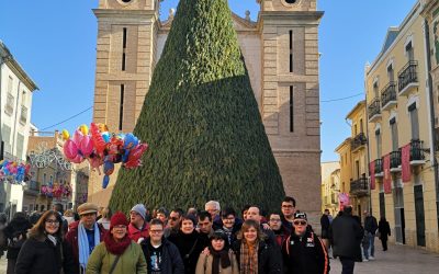 EL CENTRE OCUPACIONAL LA COSTERA ES DEPALAÇA A CANALS PER VEURE LA SEUA FOGUERA